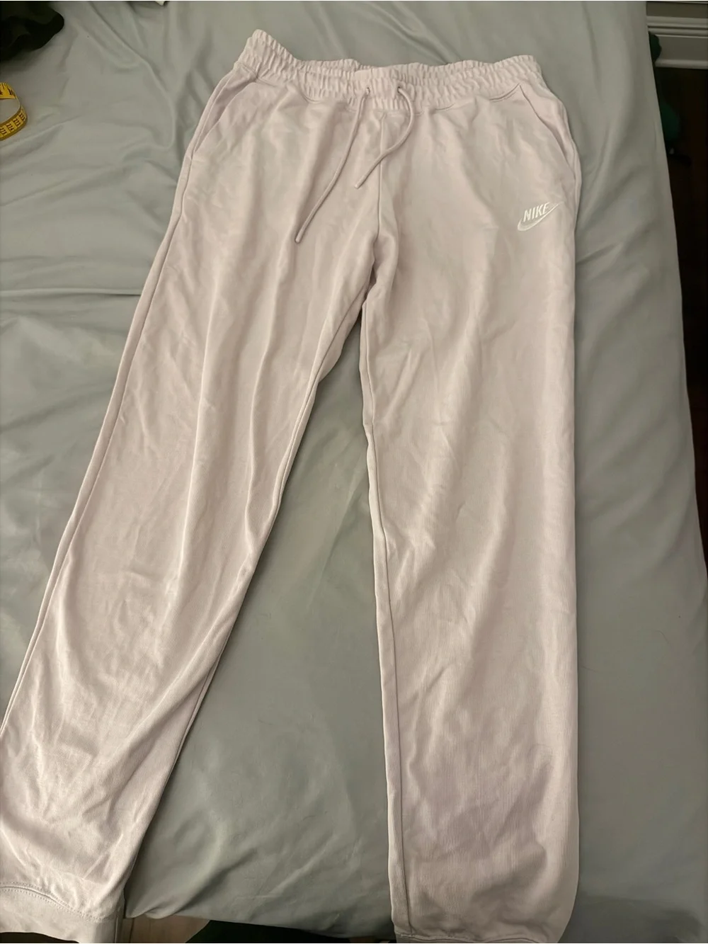 Nike Light Purple/Pink Women’s Joggers | M
